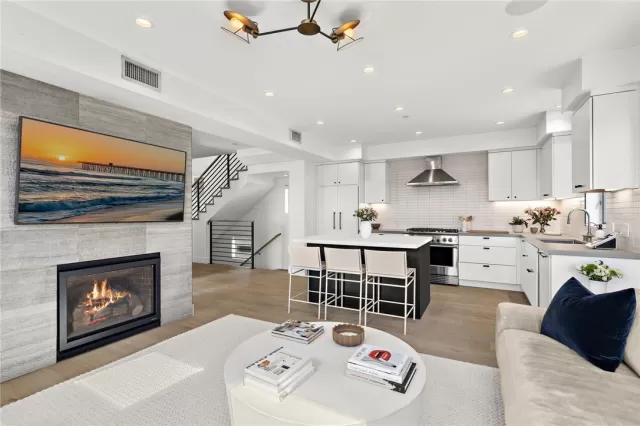 MLS: NP25234570 Condo For Sale