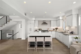 Photo #2: NP25234570 Listing 