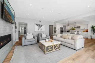 Photo #5: NP25236119 Listing 