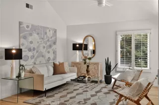 Photo #4: NP25236836 Listing