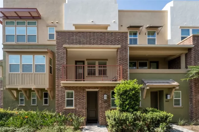 MLS: NP25237183 Condo For Sale