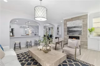 Photo #5: NP25239208 Listing