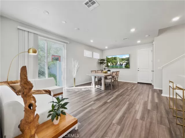 MLS: NP25243499 Condo For Sale