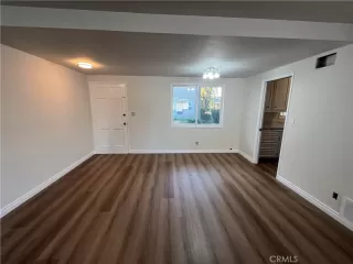 Photo #6: NP25243755 Listing