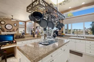 Photo #3: NP25244237 Listing