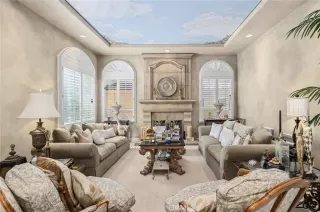 Photo #6: NP25244237 Listing