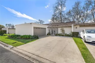 Photo #3: NP25247823 Listing