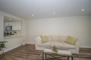 Photo #4: NP25249671 Listing 