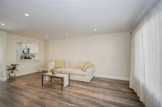 Photo #5: NP25249671 Listing 