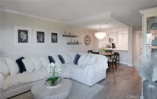 Photo #5: NP25257689 Listing 