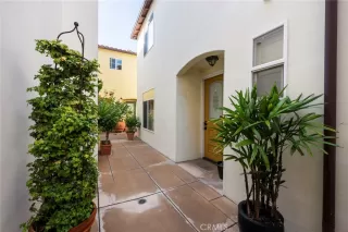 Photo #2: NP25261932 Listing