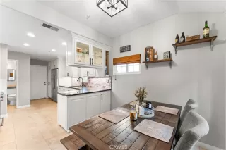 Photo #5: NP25266981 Listing 