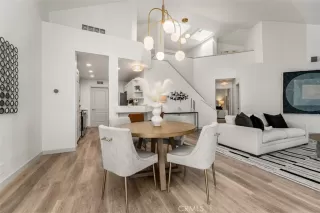 Photo #3: NP25270601 Listing