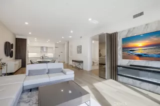 Photo #2: NP26001560 Listing 