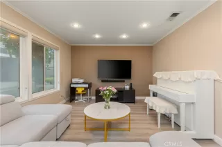 Photo #3: NP26001839 Listing 