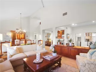 Photo #4: NP26003161 Listing 