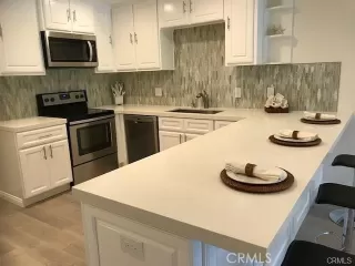 More Details about MLS # NP26012572 : 100 SCHOLZ PLAZA PH1