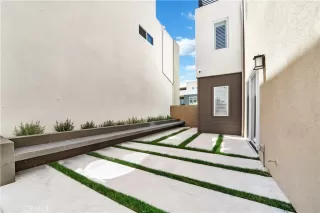 Photo #2: NP26014586 Listing 