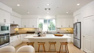 Photo #4: NP26015010 Listing 