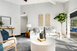 Photo #1: NP26015779 Listing