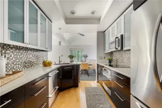 Photo #6: NP26015779 Listing