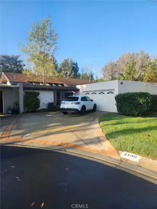 Photo #2: NP26016832 Listing 