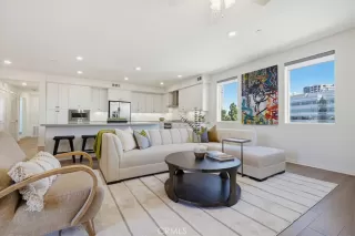 Photo #4: NP26019109 Listing 