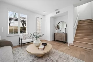 Photo #3: NP26019426 Listing 