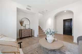 Photo #4: NP26019426 Listing 