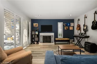 Photo #5: NP26032533 Listing