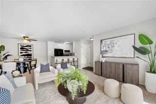 Photo #5: NP26035198 Listing