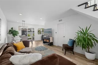 Photo #2: NP26040701 Listing 