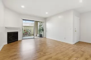 Photo #4: NP26041502 Listing 