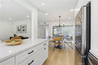 Photo #4: NP26041830 Listing