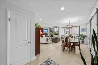 Photo #3: NP26043935 Listing 