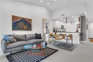 Photo #5: NP26053554 Listing 