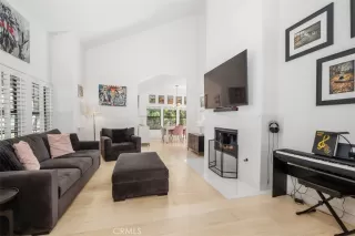 Photo #3: NP26063954 Listing