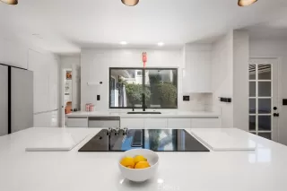 Photo #6: NP26063954 Listing