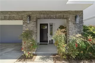 Photo #1: NP26066238 Listing