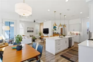 Photo #4: NP26066238 Listing