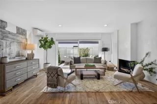 Photo #1: NP26066854 Listing