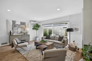 Photo #4: NP26066854 Listing