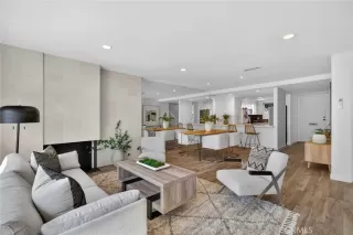 Photo #6: NP26066854 Listing