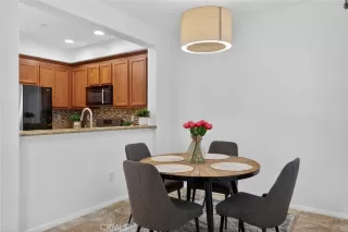 Photo #5: NP26077281 Listing 