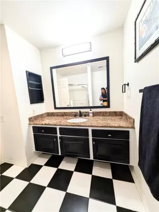 Photo #6: NP26077961 Listing 