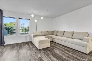 Photo #4: NP26082378 Listing 