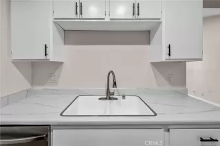 Photo #6: NP26083012 Listing 