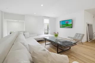 Photo #3: NP26084851 Listing 