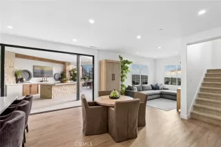 Photo #5: NP26087918 Listing 