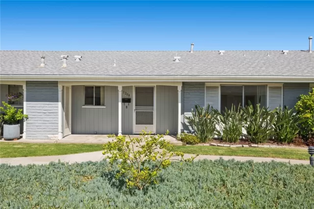 MLS: NP26094177 Condo For Sale
